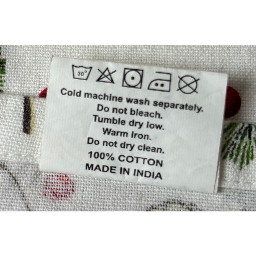 Urban Villa Christmas Cloth Napkins Set of 10 Poinsettia Pinecone Cotton Holiday - Picture 7 of 7